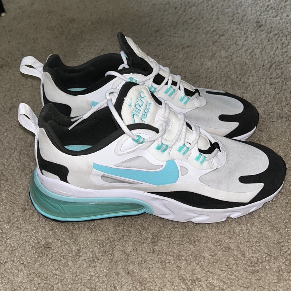 Nike women’s Air Max 270 React ‘Aurora Green’